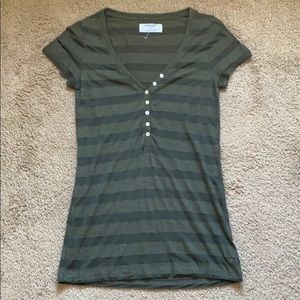 American Eagle Slub Henley Aso Bella 